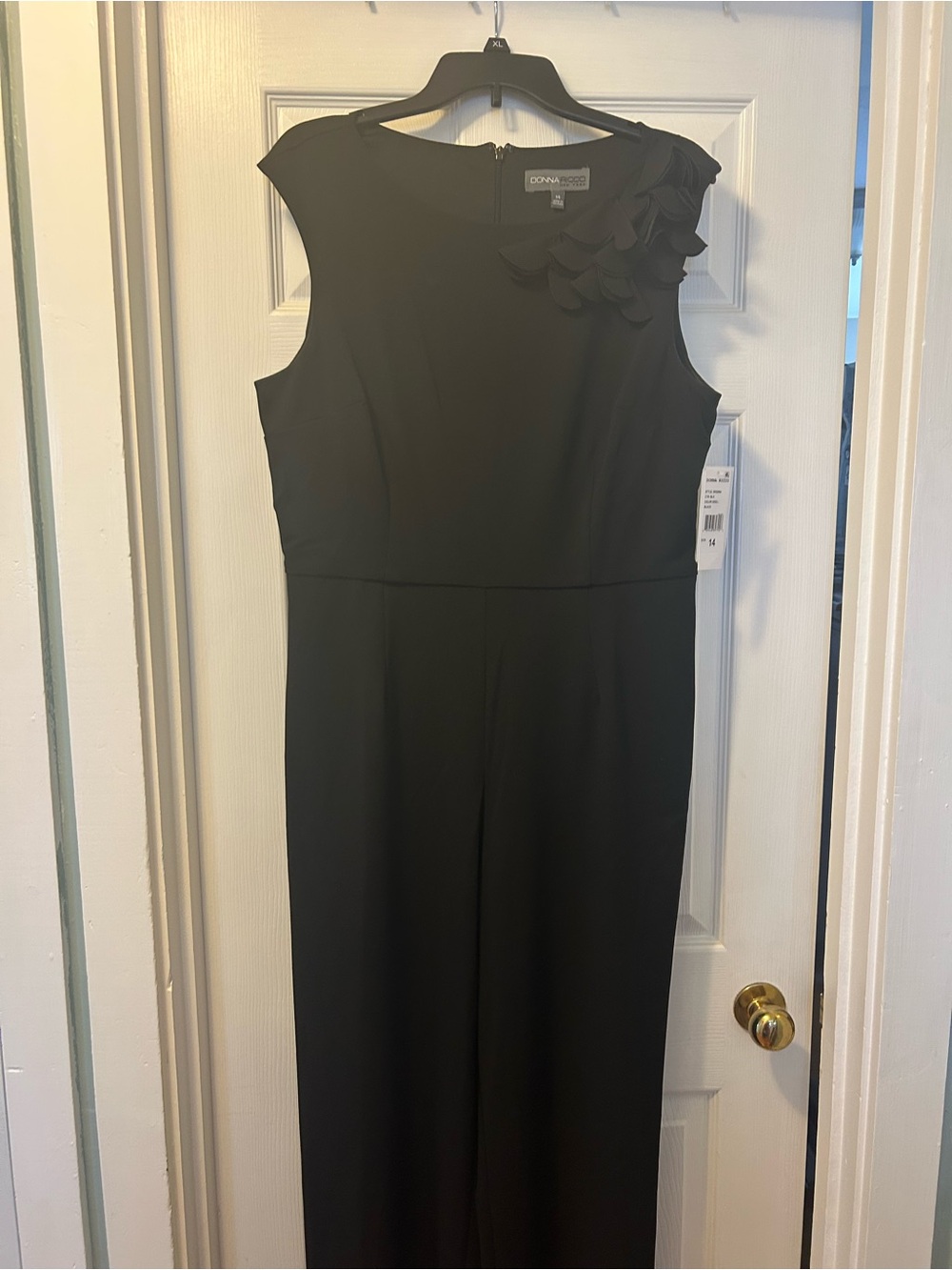 Donna Ricco Black Sleeveless long Jumpsuit with Floral Shoulder Appliqué